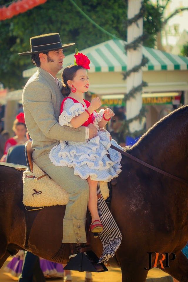 Feria de Abril de Sevilla con niños: ambiente familiar en el Real de Los Remedios